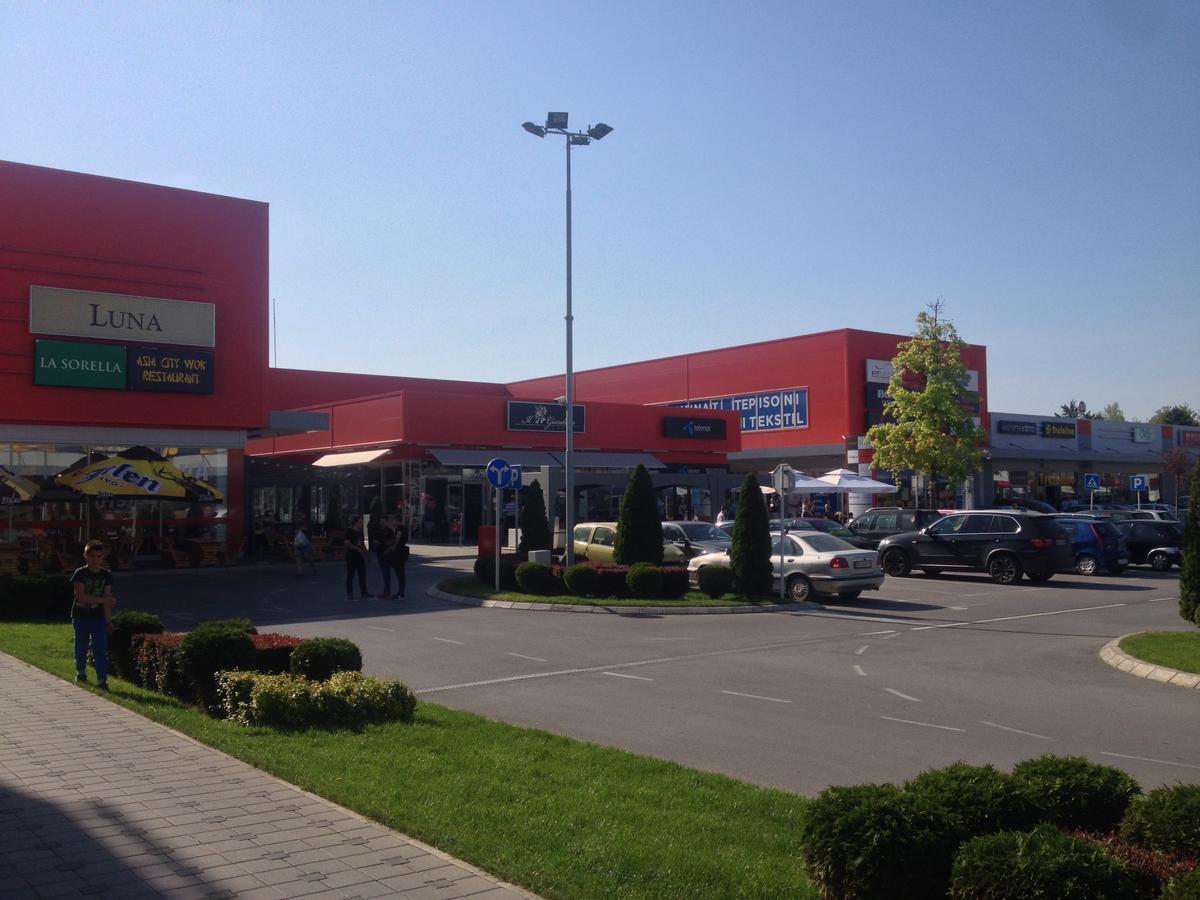 Markoni Pančevo Buitenkant foto